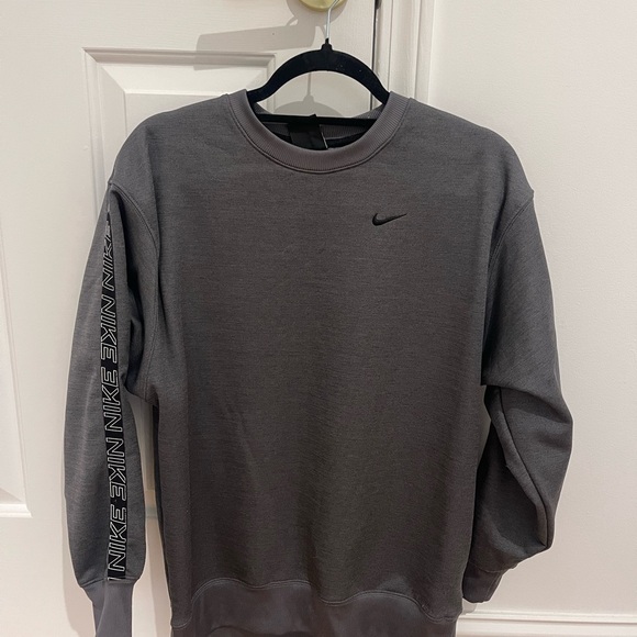 Nike woman’s  Gray Sweatshirt - Picture 2 of 4